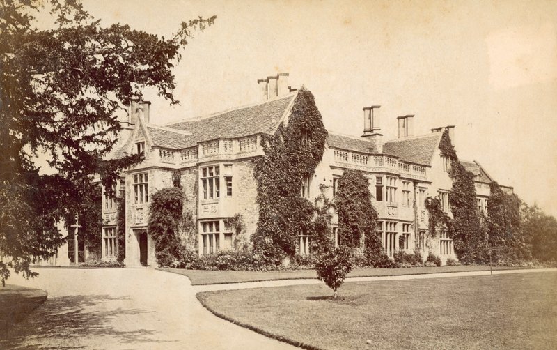 Hannington Hall, Wilts de English Photographer