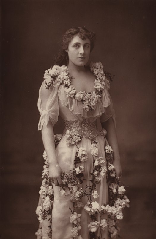 Srta. Julia Neilson de English Photographer