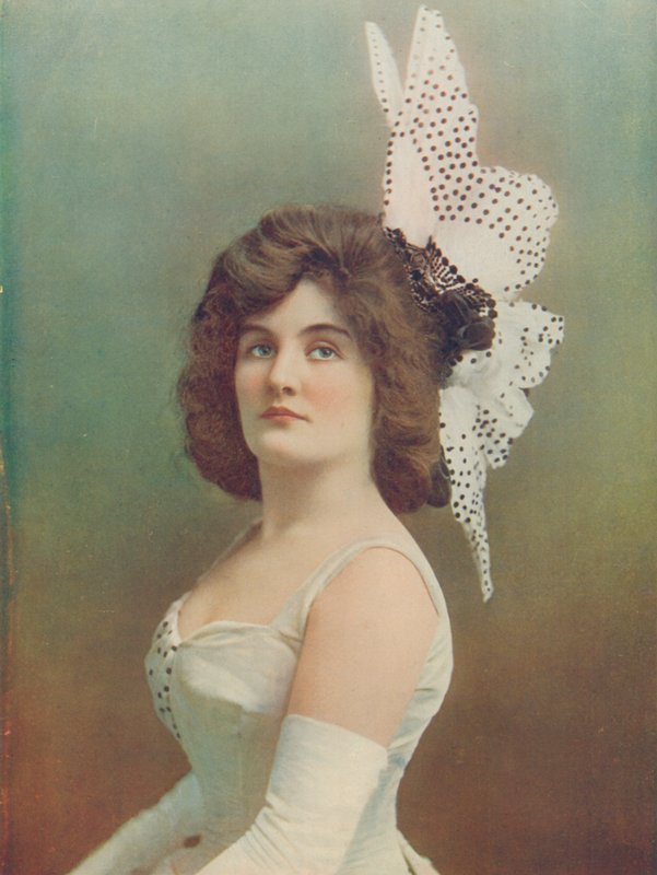 Señorita Phyllis Rankin de English Photographer