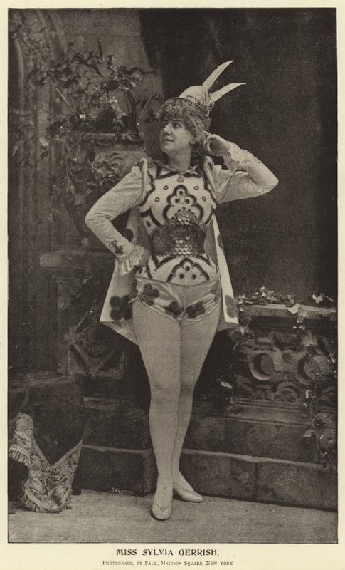 Señorita Sylvia Gerrish de English Photographer