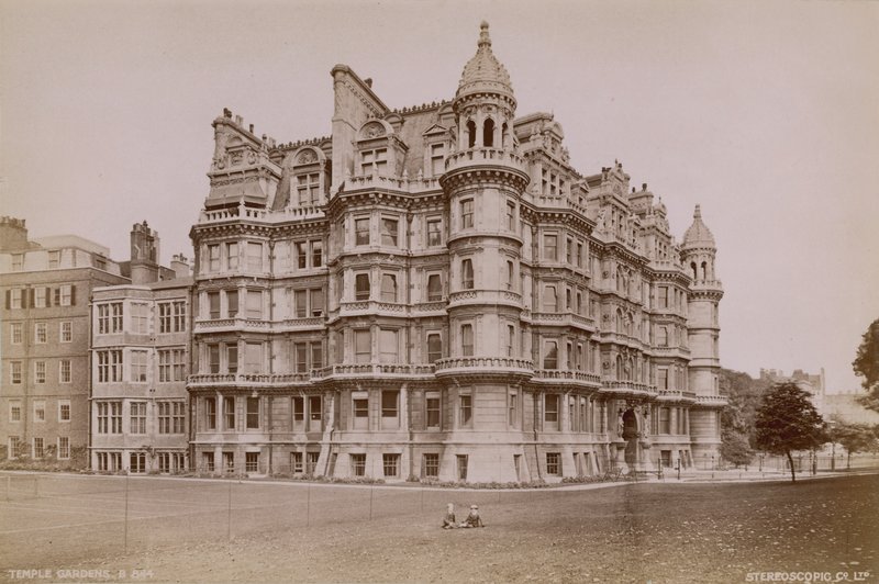 Postal con vista de Temple Gardens de English Photographer