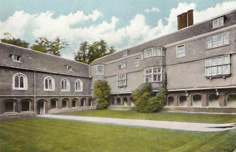 Queens College, Patio de los Claustros de English Photographer