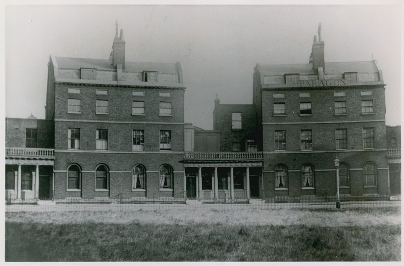 El Paragon, New Kent Road de English Photographer
