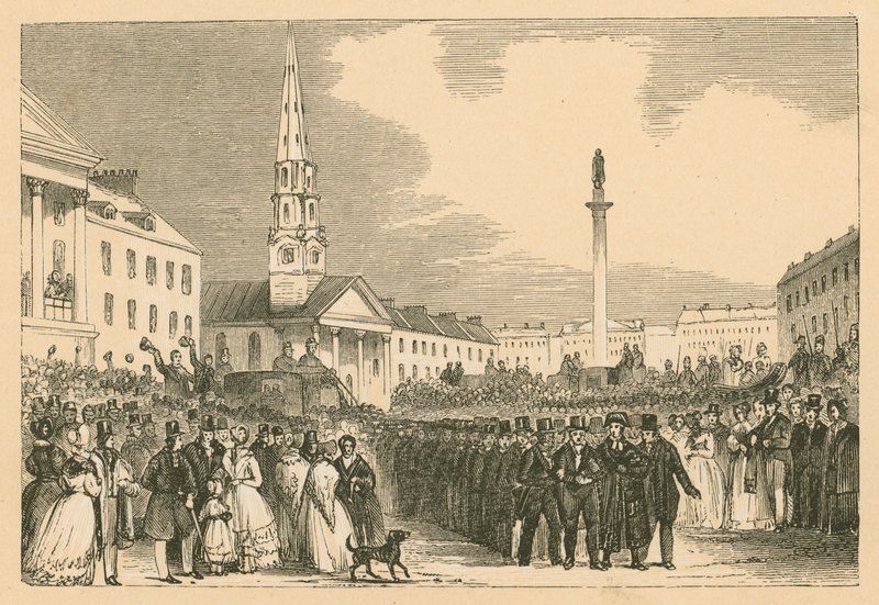 Procesión desde la iglesia de St. Andrews de English School