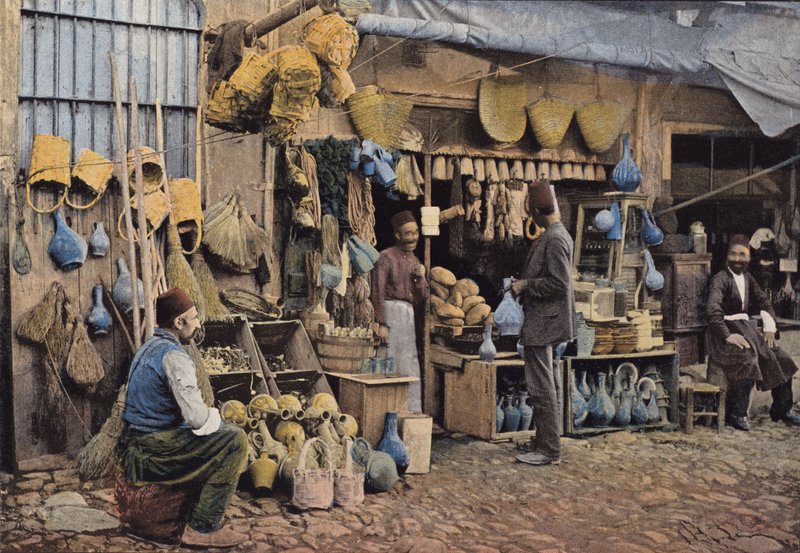 Comerciantes Turcos; Cestería y Cerámica de European Photographer