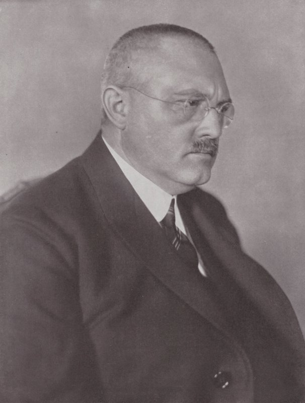 Carl Bosch, químico alemán (foto en blanco y negro) de European Photographer