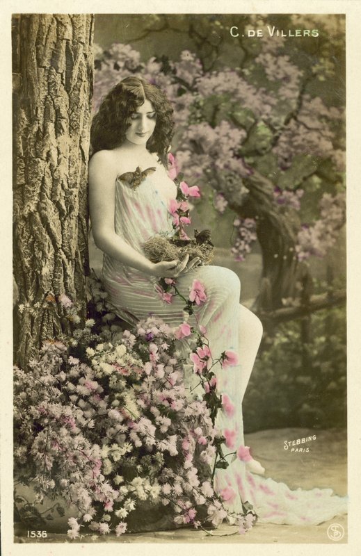 Niña con flores de French Photographer