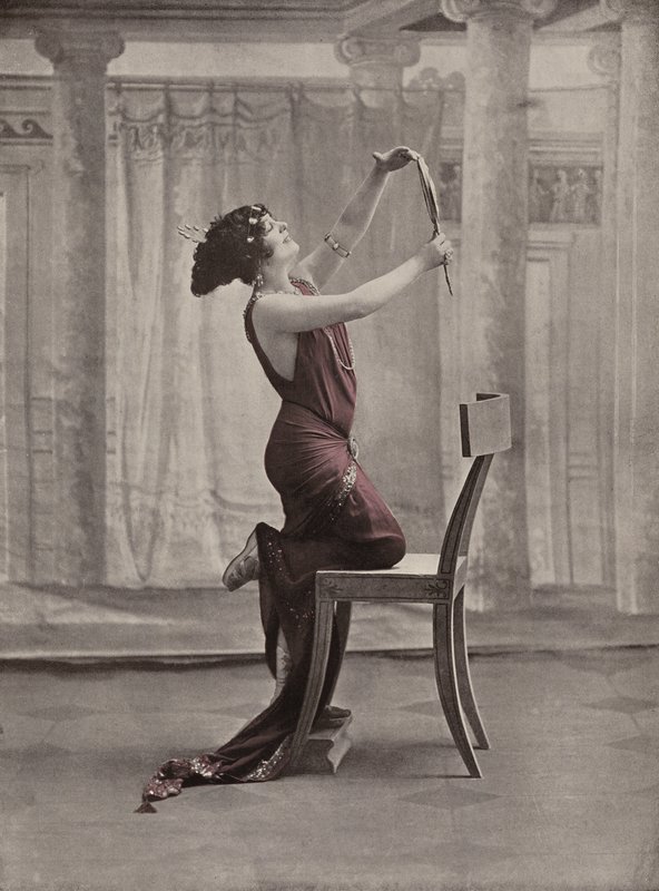 Regina Badet, actriz cómica francesa (foto de color) de French Photographer