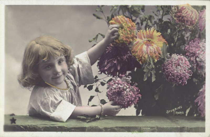 Niña con flores de French School