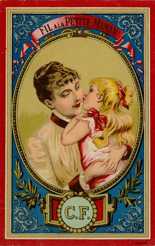 Mujer abrazando a un niño de French School