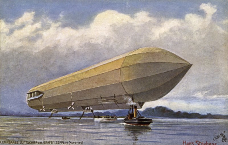 Dirigible Zeppelin despegando de un lago de German School
