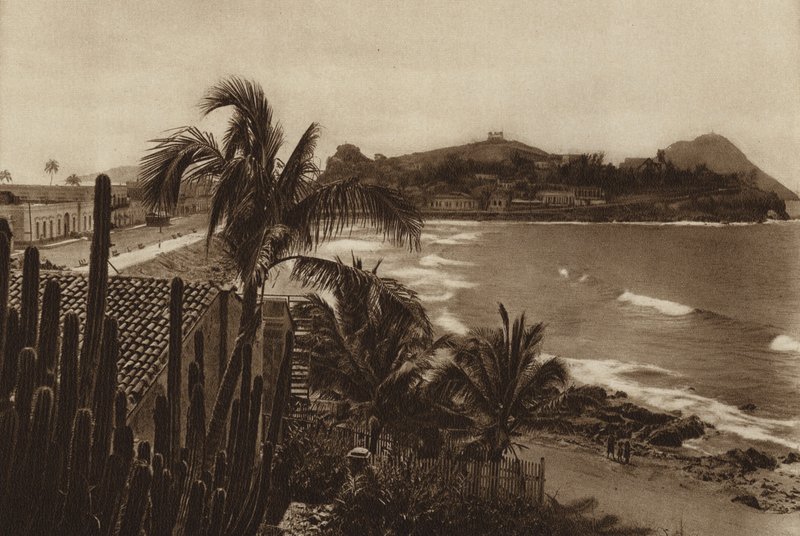 México: Bahía de Mazatlán (foto b/n) de Hugo Brehme