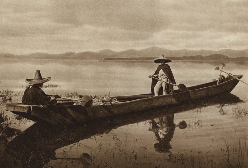 Mexico: Laguna de Patzcuaro (b/w photo) de Hugo Brehme