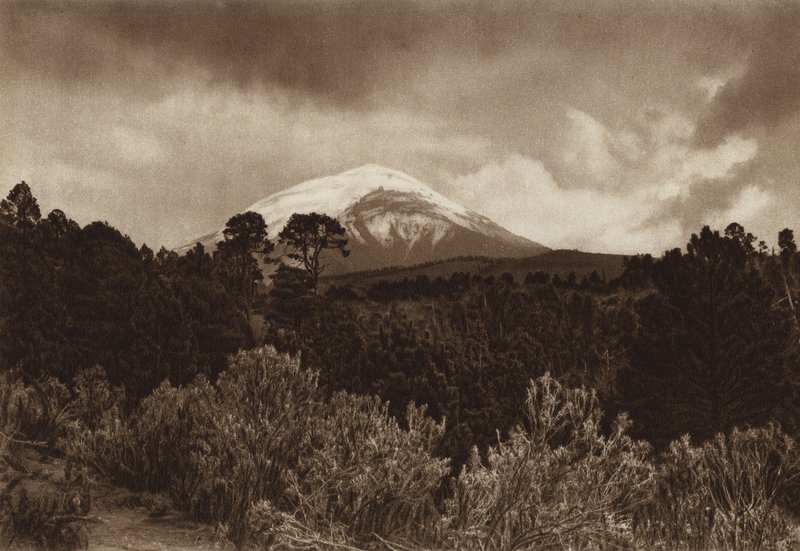 Mexico: Popocatepetl (b/w photo) de Hugo Brehme