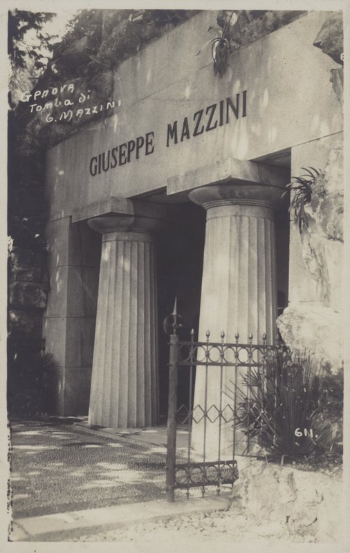 Génova, Tumba de Giuseppe Mazzini de Italian Photographer