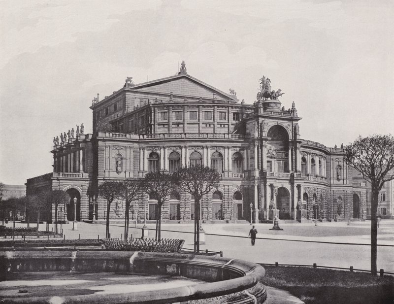 Das Konigliche Hoftheater de Photographer German