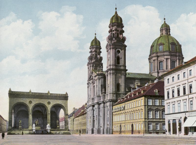 Múnich: Theatinerkirche y Feldherrnhalle de Photographer German