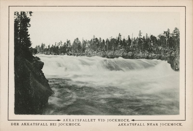 Suecia: Akkatsfall, cerca de Jockmock (foto en blanco y negro) de Swedish Photographer